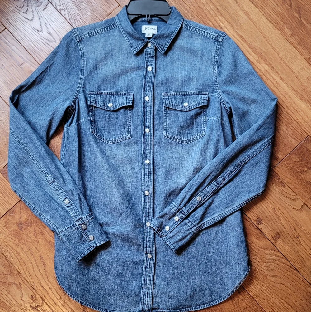 J.Crew Tall Western Pearl Snap Chambray Shirt in Vintage Indigo Item G2533 - Picture 2 of 9